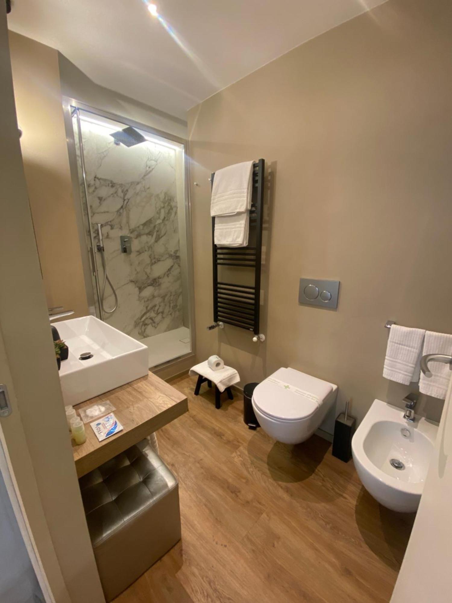 Casa Leoncino B&B Рим Екстериор снимка
